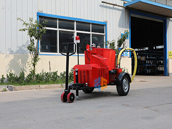 馬路瀝青灌縫機廠家有話說，選對設備不迷茫！