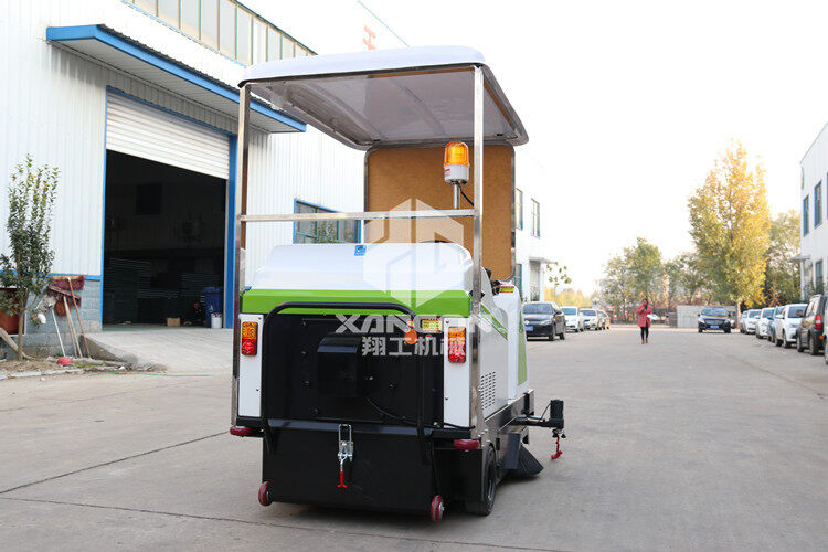 電動(dòng)掃地車生產(chǎn)廠家告訴你掃地機(jī)購買的必要性！