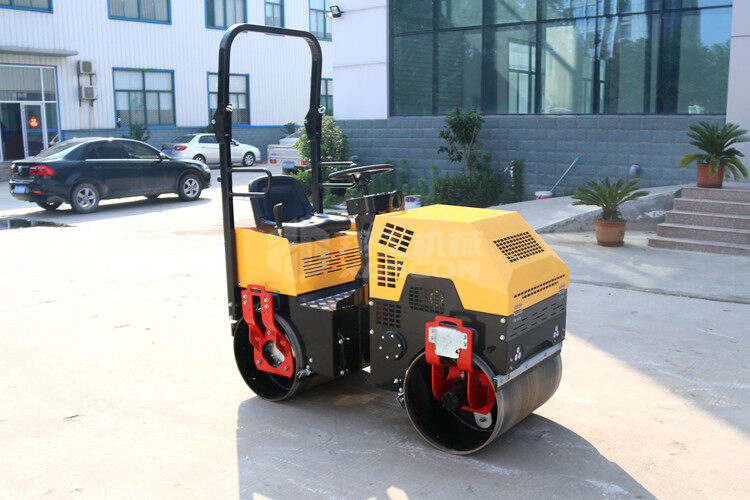 不容錯過的技術(shù)干貨——小型壓路機平安?？考记? title=