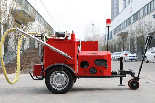 瀝青灌縫機(jī)不光看質(zhì)量，還要看品牌